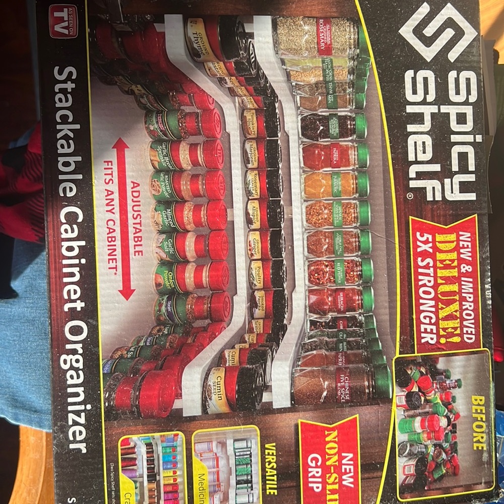 Deluxe spicy shelf
